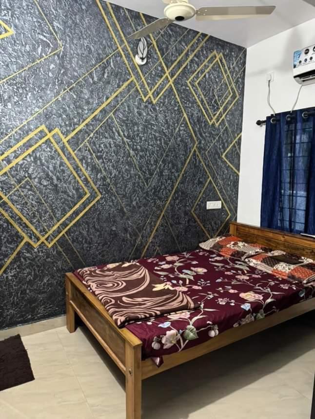 Appartement Cozy Haven à Kochi Extérieur photo